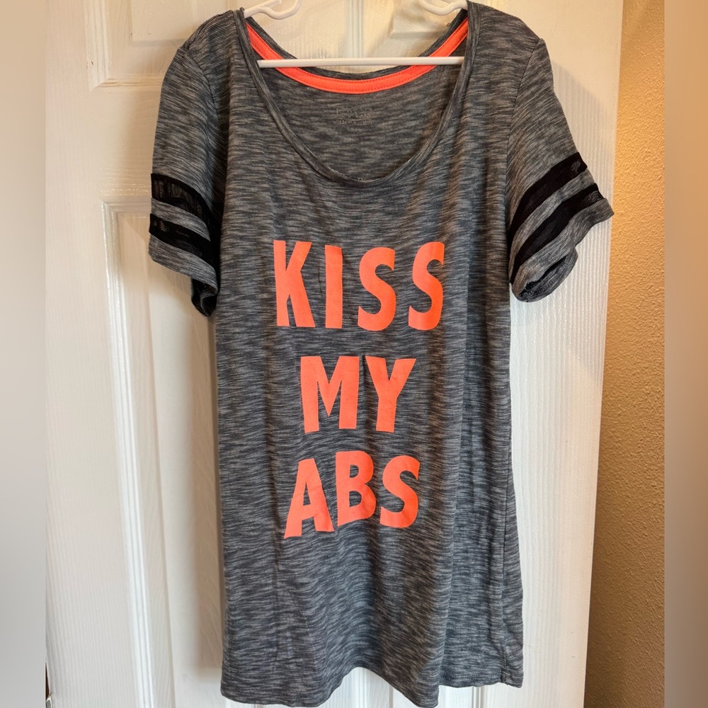 4/$15 EVCR “Kiss My Abs” Gray and Orange Graphic Tee